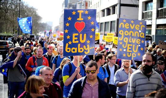 Pro-EU march in London. Via Wikimedia Commons