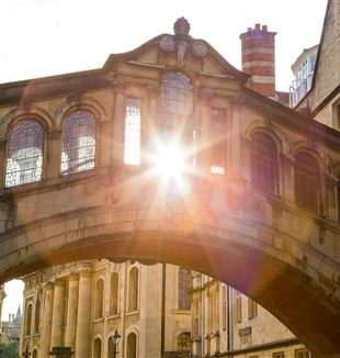 Oxford (Photo: wikimedia commons)